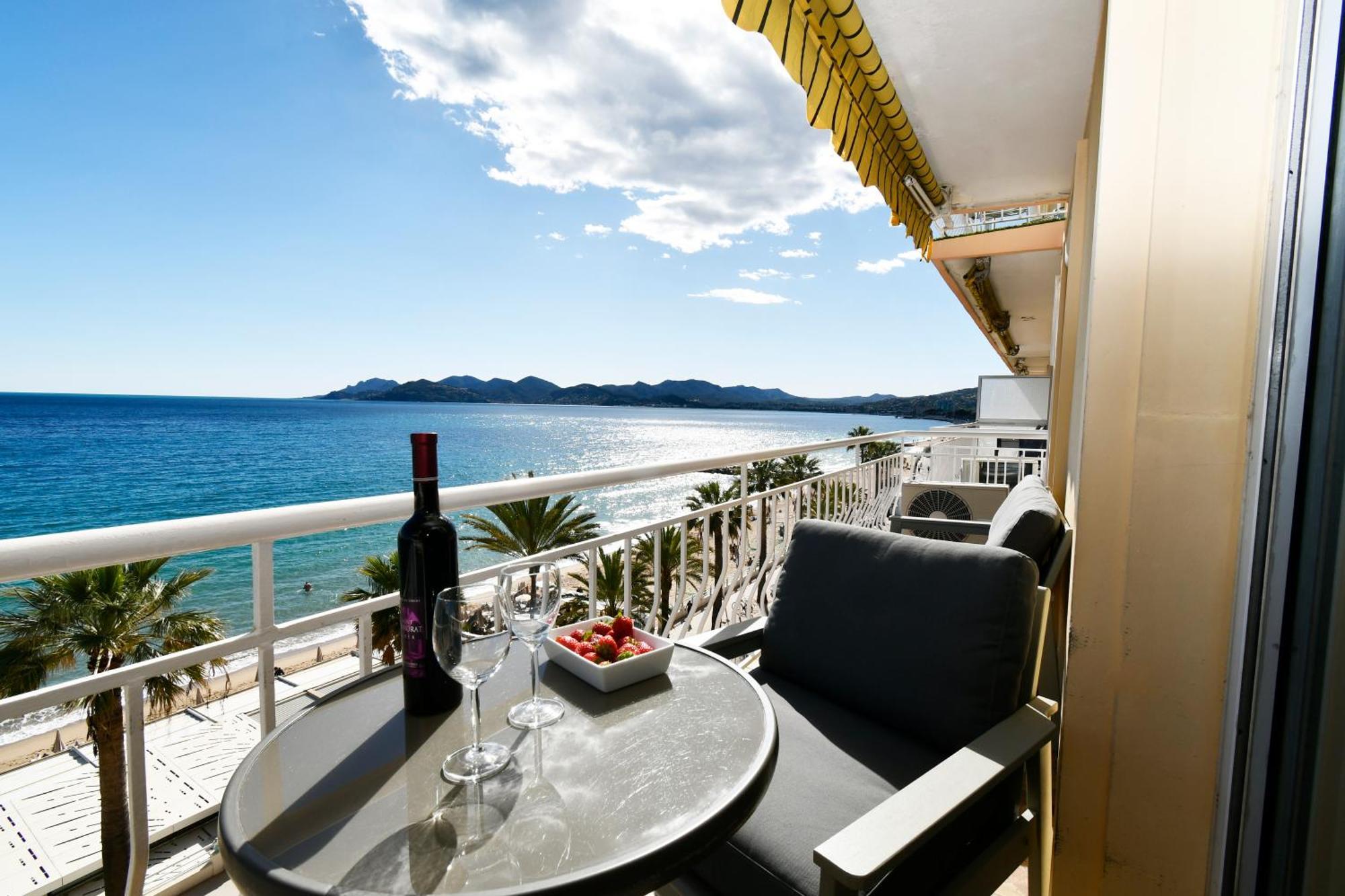Plage Du Midi- Vue Sur Mer Standing Presta Cannes Ngoại thất bức ảnh